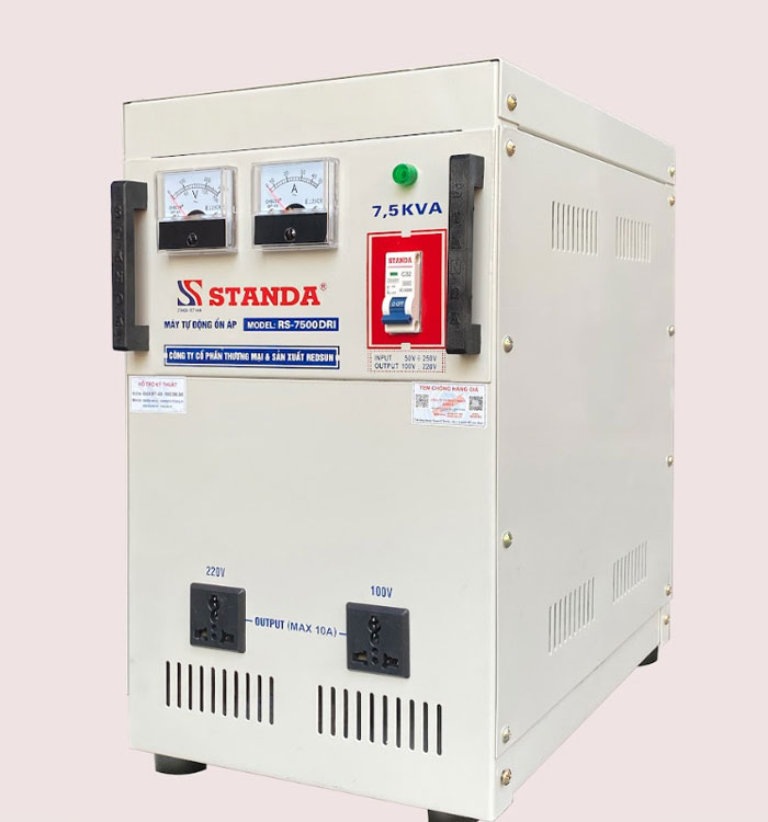 Ảnh máy tự động ổn áp Standa 7.5KVA dải 50V-250V mặt nghiêng của máy Ảnh máy tự động ổn áp Standa 7.5KVA dải 50V-250V mặt nghiêng của máy