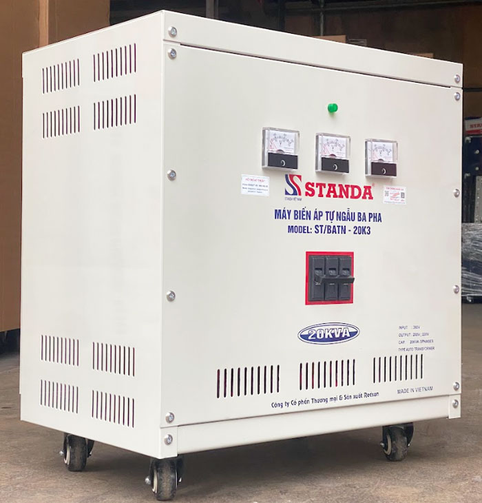 biến áp tự ngẫu Standa 20KVA 3 pha mặt nghiêng máy bên phải 