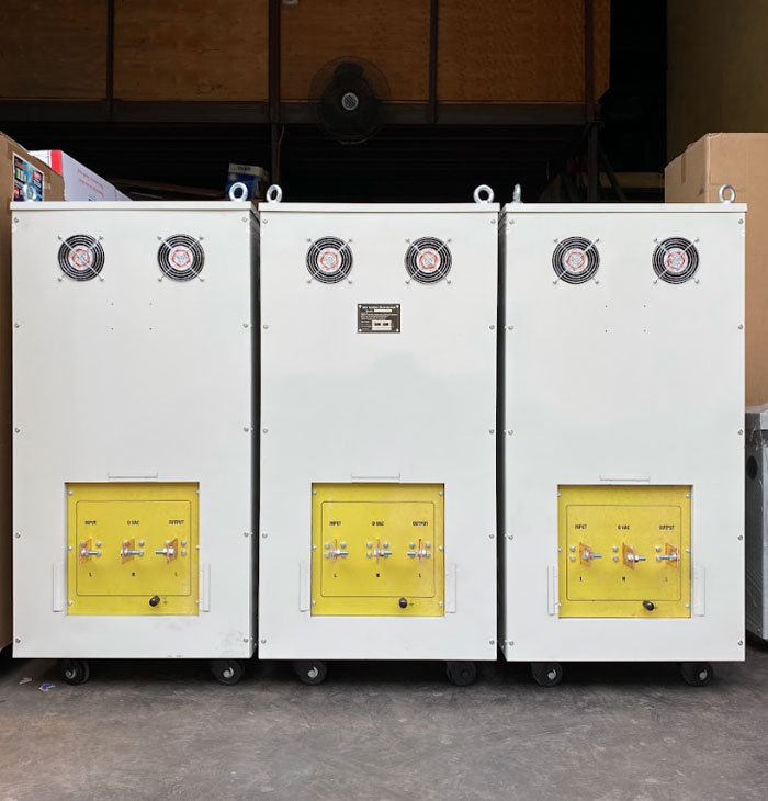 ảnh máy ổn áp Standa 400KVA mặt sau của máy dây đồng 