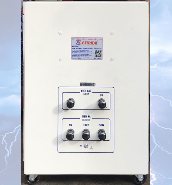 hình ảnh của máy ổn áp Standa 50KVA mặt sau của máy hình ảnh của máy ổn áp Standa 50KVA mặt sau của máy