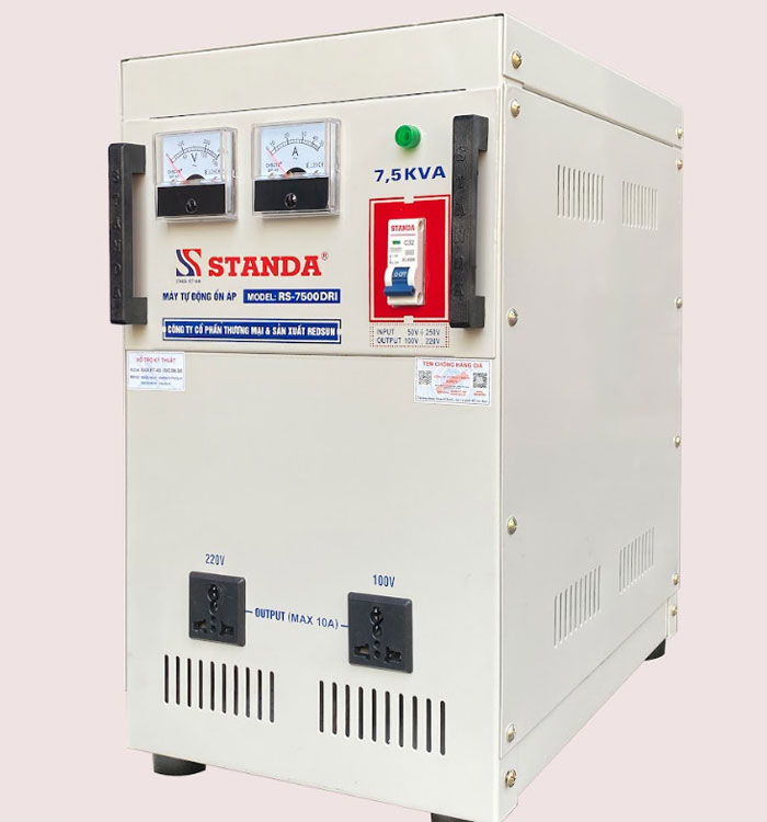 máy ổn áp Standa 7.5KVA mặt nghiêng của máy dây đồng siêu bền bỉ