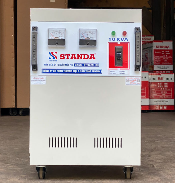 biến áp tự ngẫu Standa 10KVA vao 220V ra 380V siêu bền mặt trước máy