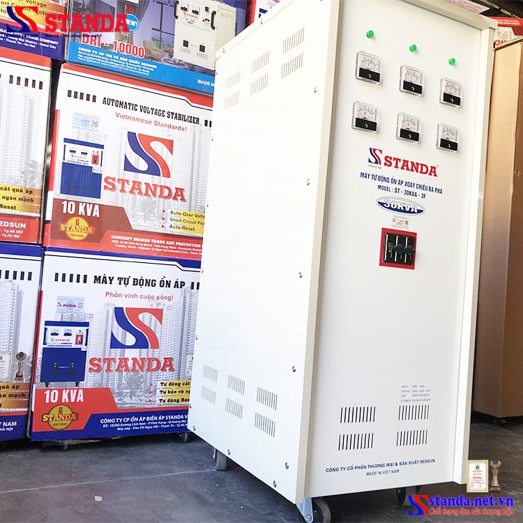 Ổn áp STANDA 30kva 3 pha thế hệ mới được hoàn thiện tốt nhất