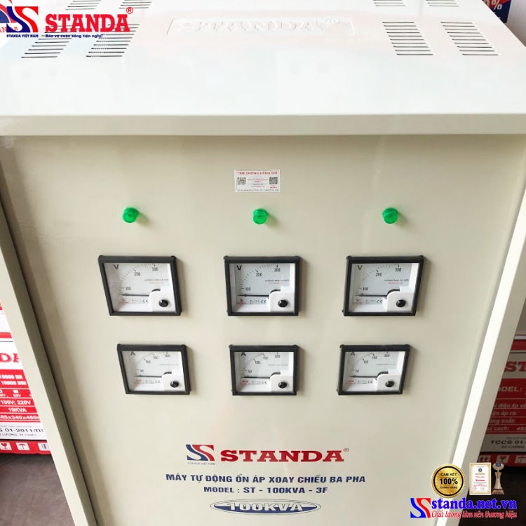 Kiểm tra máy ổn áp Standa 100KVA 3 pha trước khi xuất xưởng