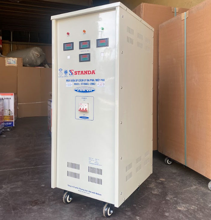 Công dụng của biến áp cách ly difng cho điện năng lượng măt j trời Standa redsun Công dụng của biến áp cách ly difng cho điện năng lượng măt j trời Standa redsun