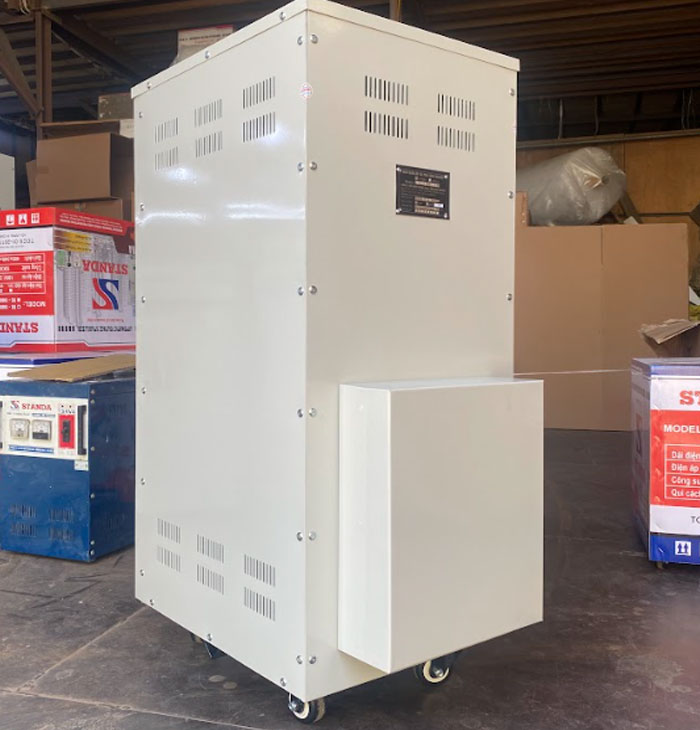 biến áp cách ly Standa 20KVA điện áp vào 3F ra 1F dùng điện năng lượng mặt trời