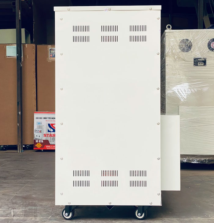 biến áp cách ly Standa 3 pha dây đồng dùng cho điện năng lượng mặt trời biến áp cách ly Standa 3 pha dây đồng dùng cho điện năng lượng mặt trời