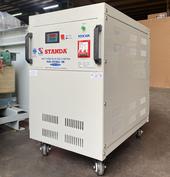 hình ảnh thiết bị chống giật 10KVA - ổn áp cách ly Standa 150V-250V day đồng hình ảnh thiết bị chống giật 10KVA - ổn áp cách ly Standa 150V-250V day đồng