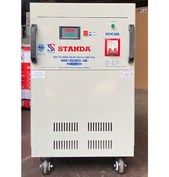 ảnh thiết bị chống giật cho gia đình - ổn áp cách ly Standa 10KVA