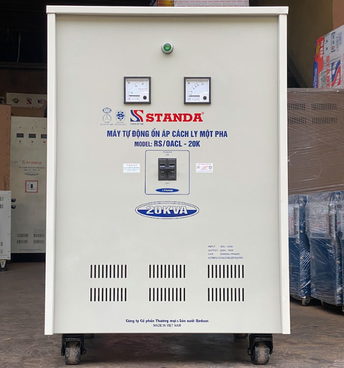 ảnh máy tự động ổn áp 1 pha Standa 20KVA dây đồng bền bỉ ảnh máy tự động ổn áp 1 pha Standa 20KVA dây đồng bền bỉ