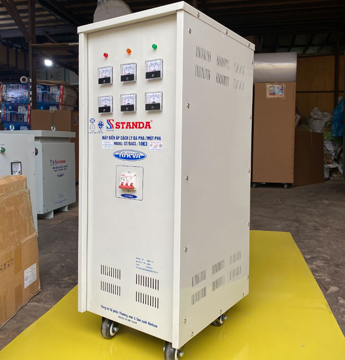 máy biến áp cách ly Standa vào 3 pha ra 1 pha dây đồng 380V/220V