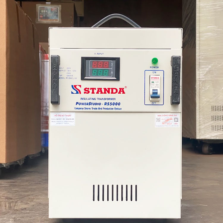 thiết bị chống sốc điện cách ly mặt trước máy 5KVa dây đồng siêu bền bỉ - 220V-200V