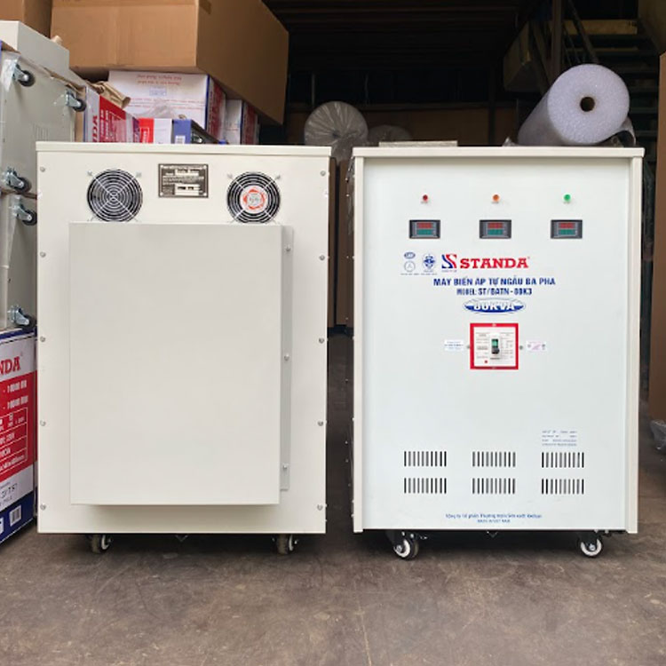 ảnh máy biến áp tự ngẫu STANDA mặt sau của máy - standa redsun ảnh máy biến áp tự ngẫu STANDA mặt sau của máy - standa redsun
