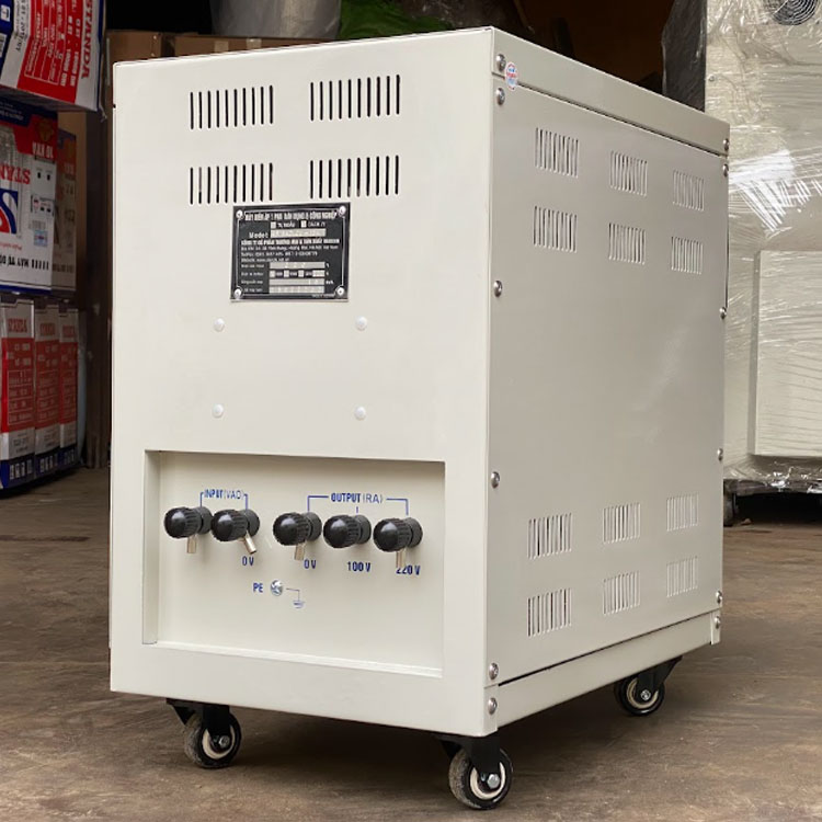 ảnh máy biến áp cách ly Standa mặt sau của máy dây đồng bền bỉ ảnh máy biến áp cách ly Standa mặt sau của máy dây đồng bền bỉ